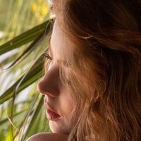 Erna O’Hara Meztelen