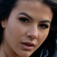 Estefania Pahe Meztelen