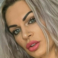 Evelien Ellen Meztelen