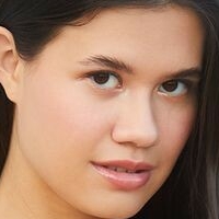 Evelin Elle Meztelen