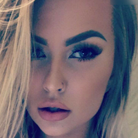 Extrem hot  Meztelen