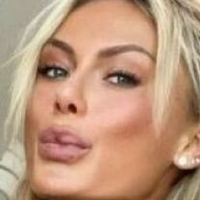Fallon Love Meztelen