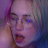 Girls With Colored Hair  Meztelen