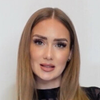 Goddess Kira Gold Meztelen