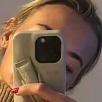 Ilona Thörner Meztelen