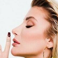 Irem Derici Meztelen