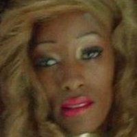 Jasmine Charles Meztelen
