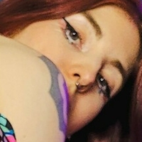 Jinxy Meztelen
