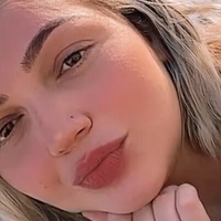 Juliane Felix Meztelen