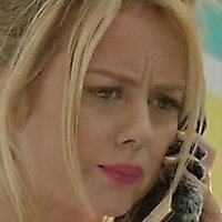 Justine Lupe Meztelen