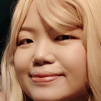Kae Ong Meztelen