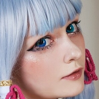 kamelyachan Meztelen