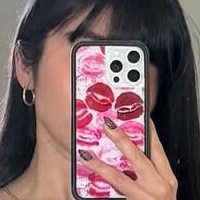 Karinal Delfin Meztelen