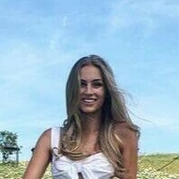 Karolína Malisová Meztelen