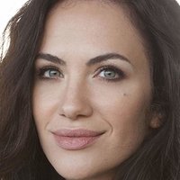 Kate Siegel Meztelen