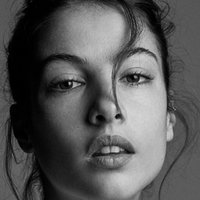 Katherine Henderson Meztelen