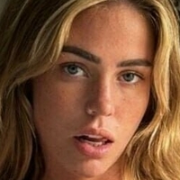 kennedyblair Meztelen