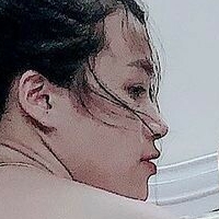 Kieu Oanh Meztelen
