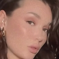 Lady Gioia Meztelen