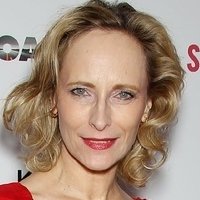Laila Robins Meztelen
