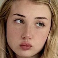lanawaifuxo Meztelen