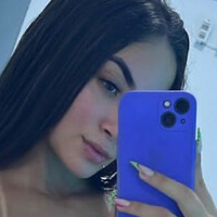 Lari Meztelen