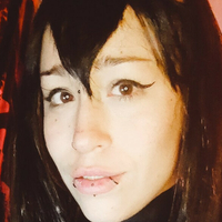 Latex Umbra Meztelen