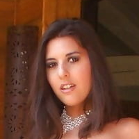 Laura Frison Meztelen