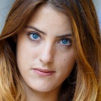 Laura Gigante Meztelen