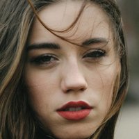 Laura Kokinova Meztelen