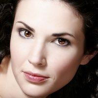 Laura Mennell Meztelen