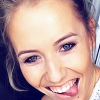 Laura Papendick Meztelen