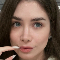 laurelvip Meztelen