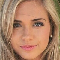 Lauren Cowling Meztelen