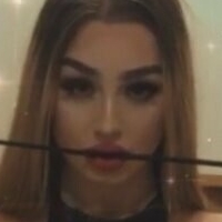 Leah Shaw Meztelen