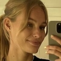 Leonie Massman Meztelen