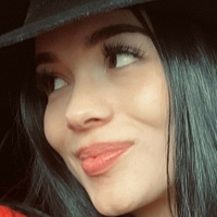 Lili Jones Meztelen