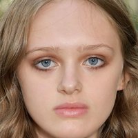Lily Taieb Meztelen