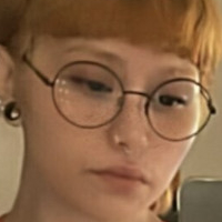 linneathecake Meztelen