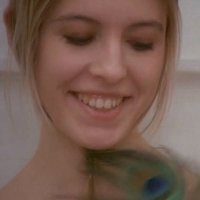 Lise Danvers Meztelen