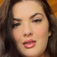 Livia Inhudes Meztelen