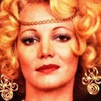 Lucretia Love Meztelen