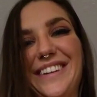 Lustery Meztelen
