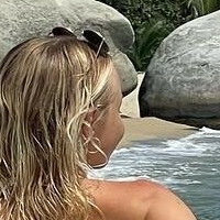 madlinee Meztelen