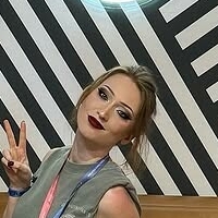 MaisieLynnie Meztelen