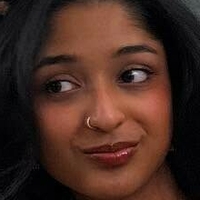 Maitreyi Ramakrishnan Meztelen