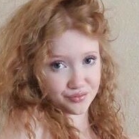 Makenna Kelly Meztelen