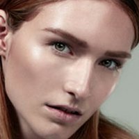 Manuela Frey Meztelen