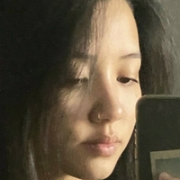 Margaret Nguyen Meztelen
