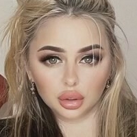 Marina Slivak Meztelen